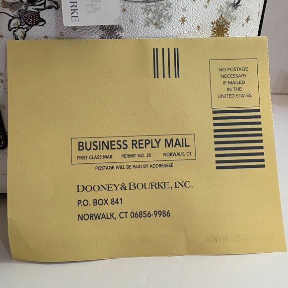 Dooney & Bourke Disney Parks Winter Wonderland Christmas Holiday Tote Purse BNWT - Picture 12 of 13